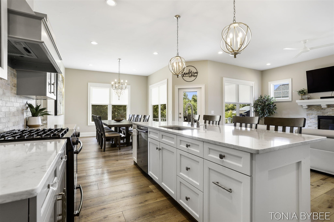 5565 Albright Avenue, Grandville, MI, 49418-9780