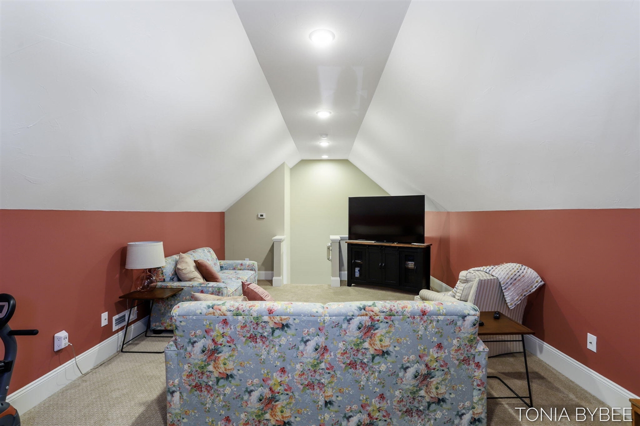 5565 Albright Avenue, Grandville, MI, 49418-9780