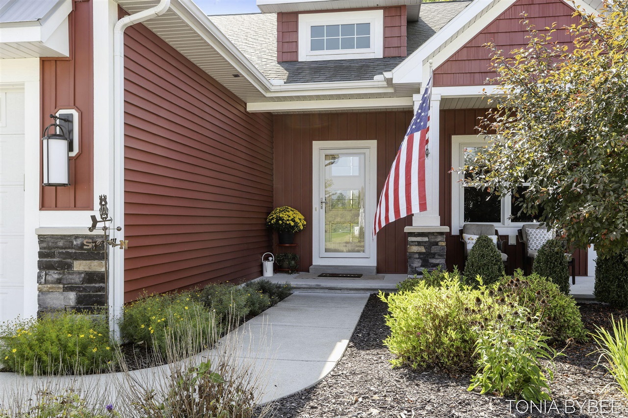 5565 Albright Avenue, Grandville, MI, 49418-9780