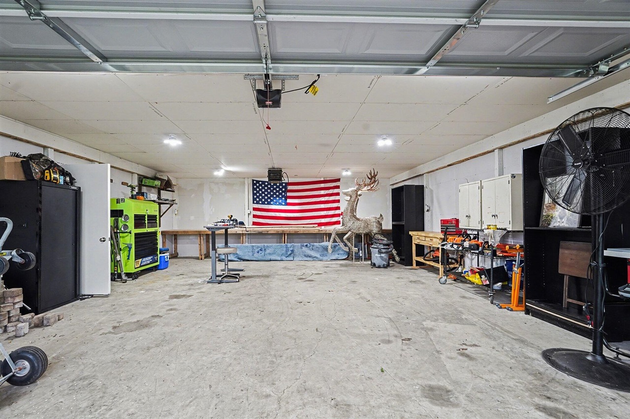 161 N Gardner Avenue, Battle Creek, MI, 49037-1119