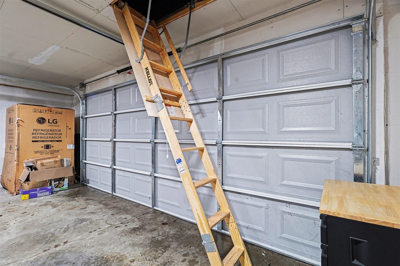 161 N Gardner Avenue, Battle Creek, MI, 49037-1119