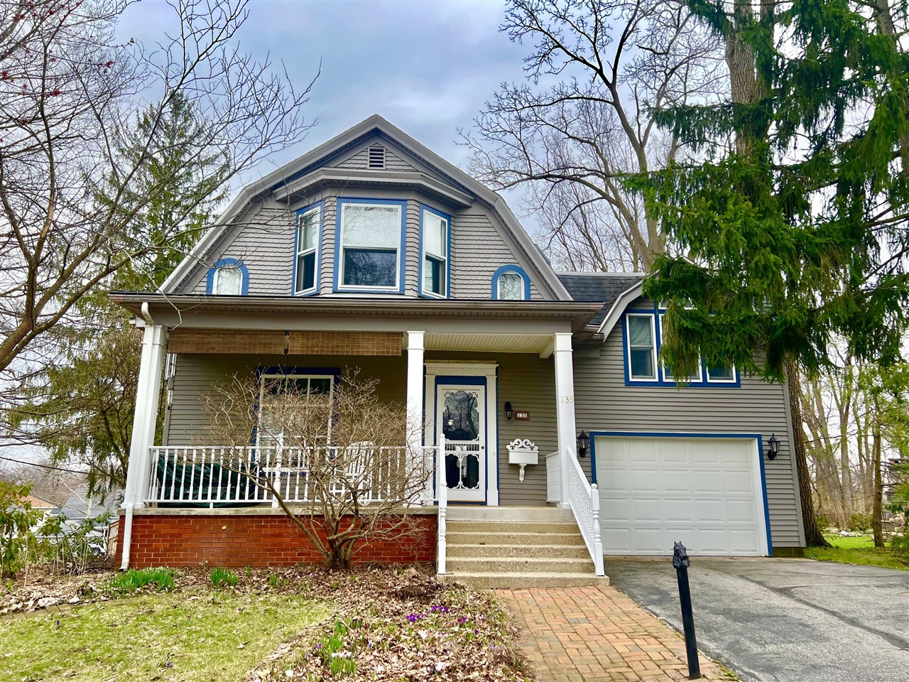 Homes for sale in Hillsdale, MI | 135 Budlong St, Hillsdale, MI 49242 | MLS# 70522955