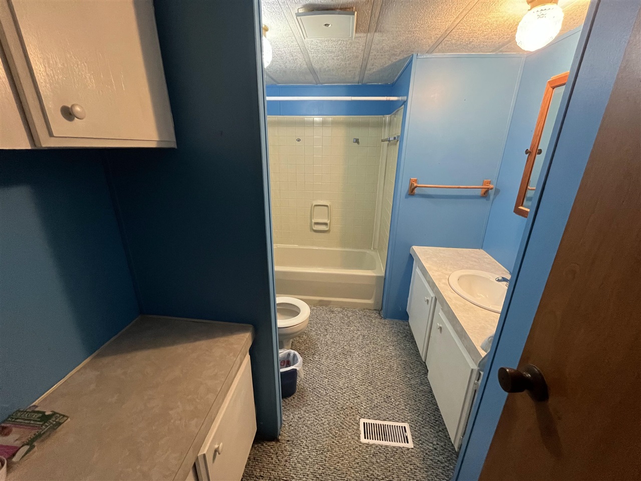 52239 Oxford Lane, Chesterfield, MI, 48051