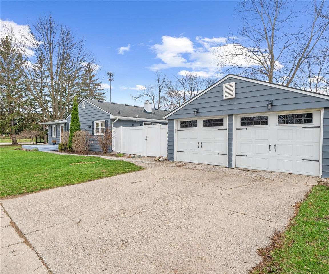 2940 Dalton Avenue, Ann Arbor, MI, 48108