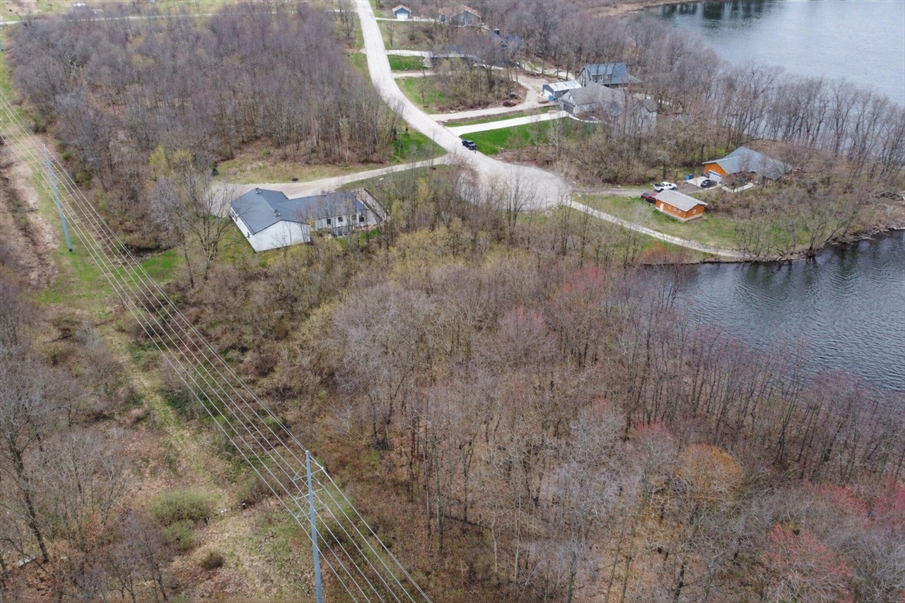 14 Forest Shores Drive, Cassopolis, MI, 49031-8662