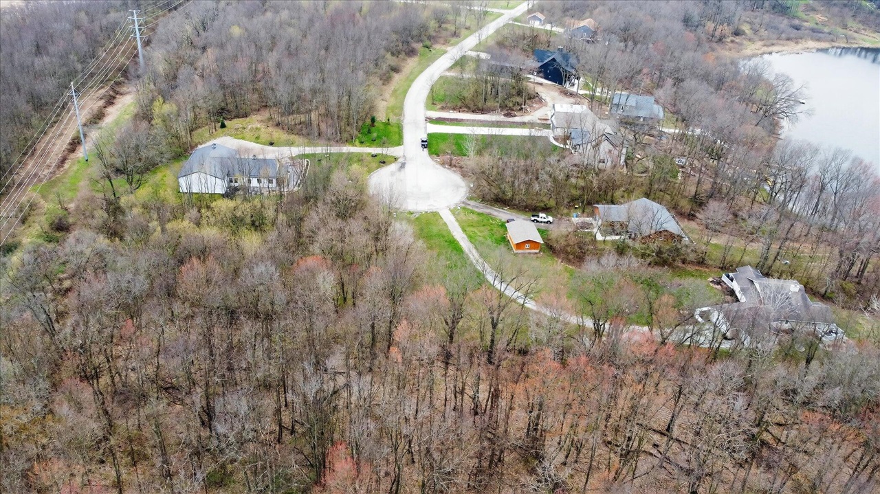 14 Forest Shores Drive, Cassopolis, MI, 49031-8662