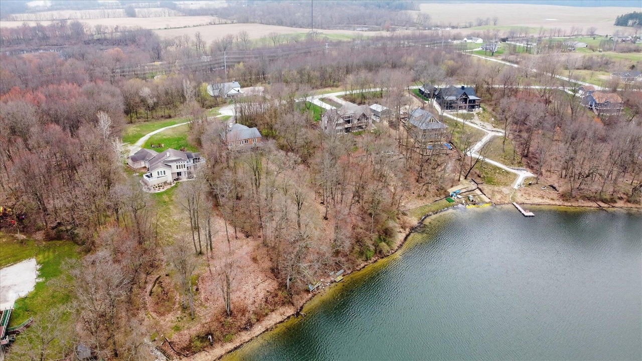 14 Forest Shores Drive, Cassopolis, MI, 49031-8662
