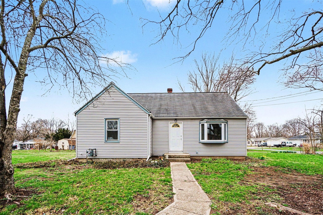 20219 Chalon Street, Saint Clair Shores, MI, 48080 2232