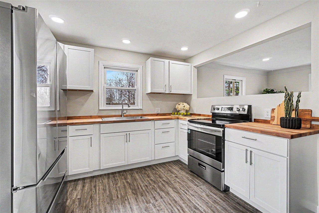 1684 Stonecrest Avenue, Portage, MI, 49002