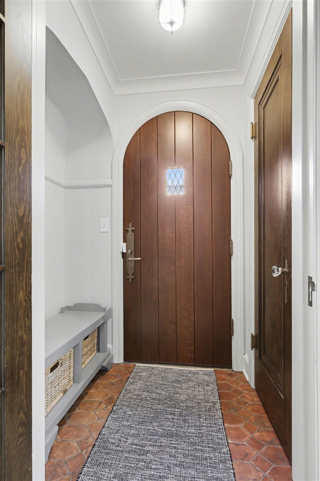 901 5th Street, Ann Arbor, MI, 48103-4846