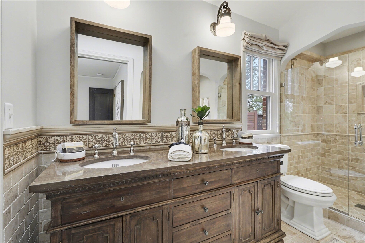 901 5th Street, Ann Arbor, MI, 48103-4846