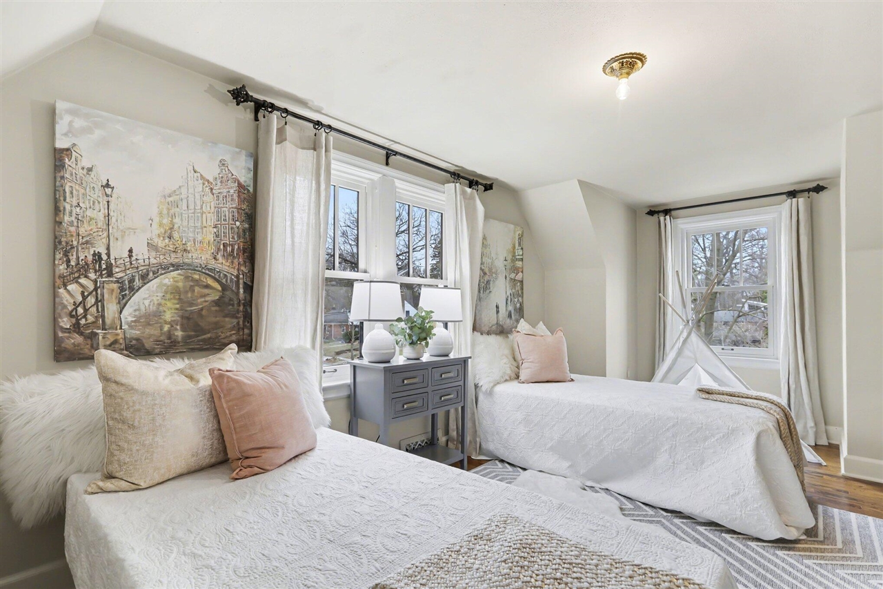 901 5th Street, Ann Arbor, MI, 48103-4846