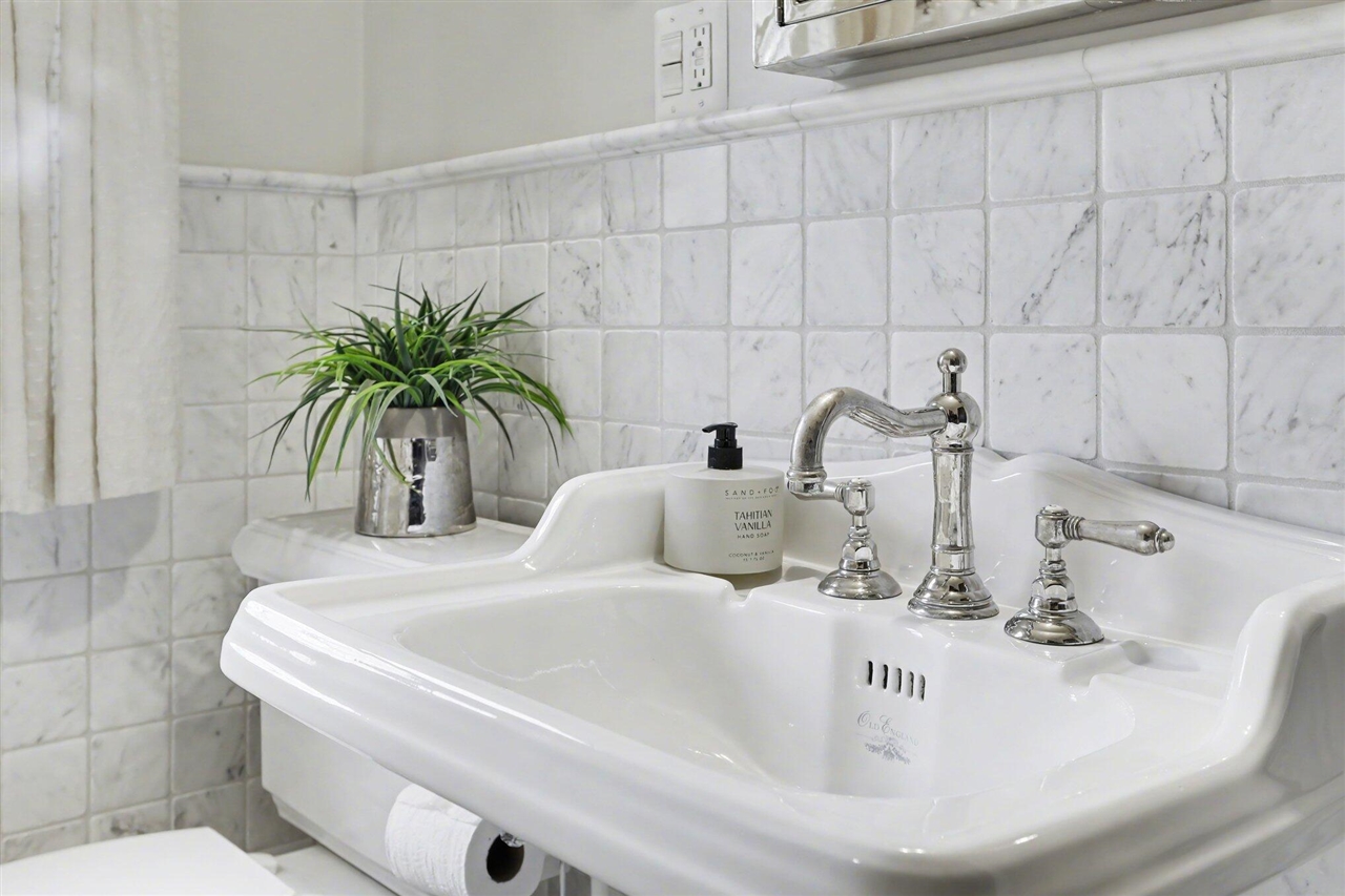 901 5th Street, Ann Arbor, MI, 48103-4846