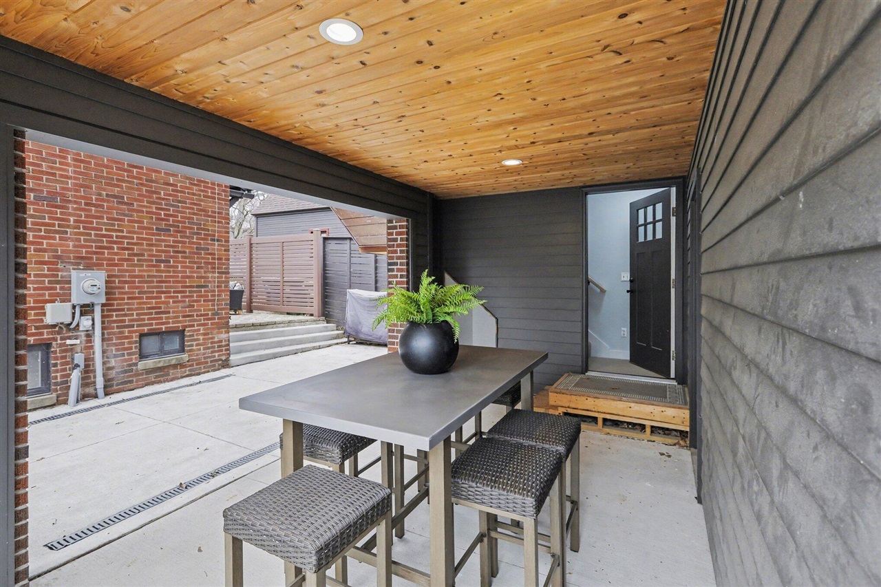 901 5th Street, Ann Arbor, MI, 48103-4846