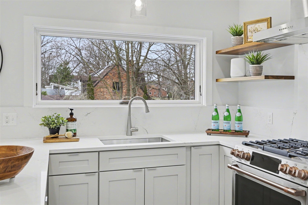 901 5th Street, Ann Arbor, MI, 48103-4846