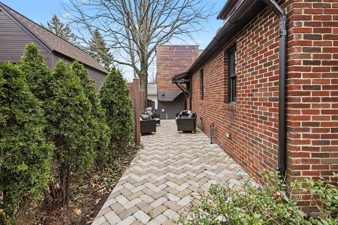 901 5th Street, Ann Arbor, MI, 48103-4846