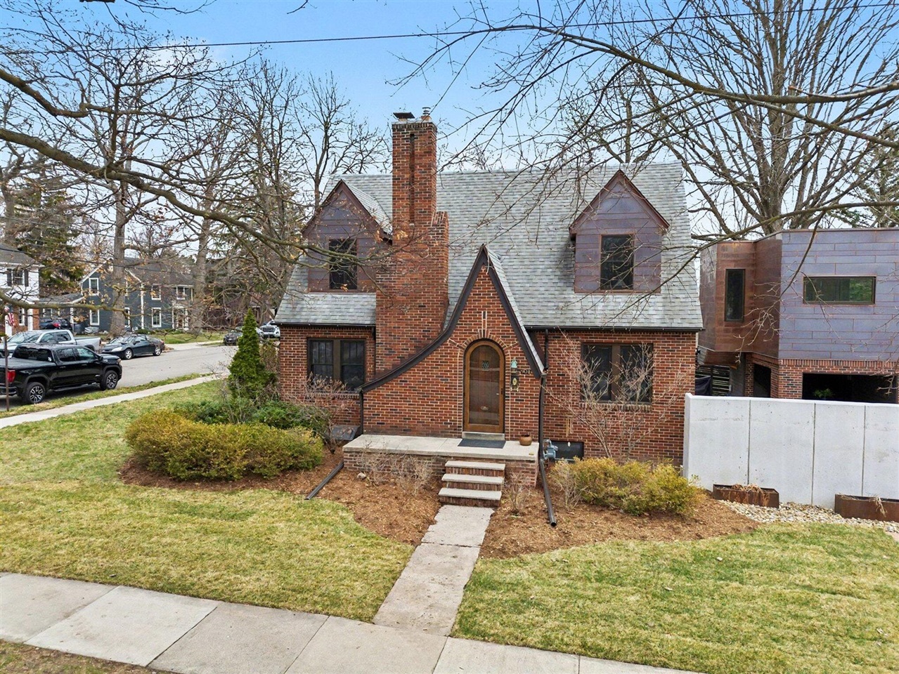 901 5th Street, Ann Arbor, MI, 48103-4846