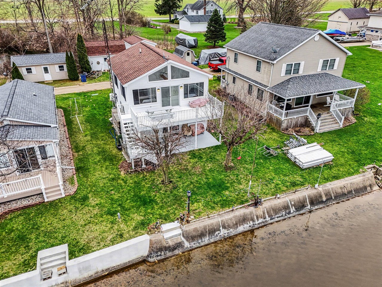 1st image of 828 N Werners Landing Dr, Bronson, MI 49028 | MLS# 70523060