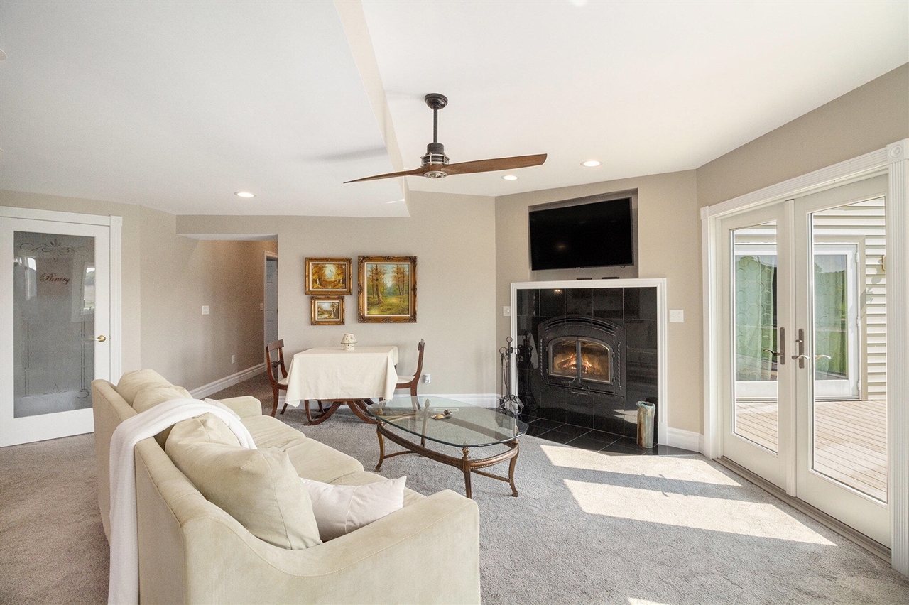 9991 Kaiser Road, Saline, MI, 48176