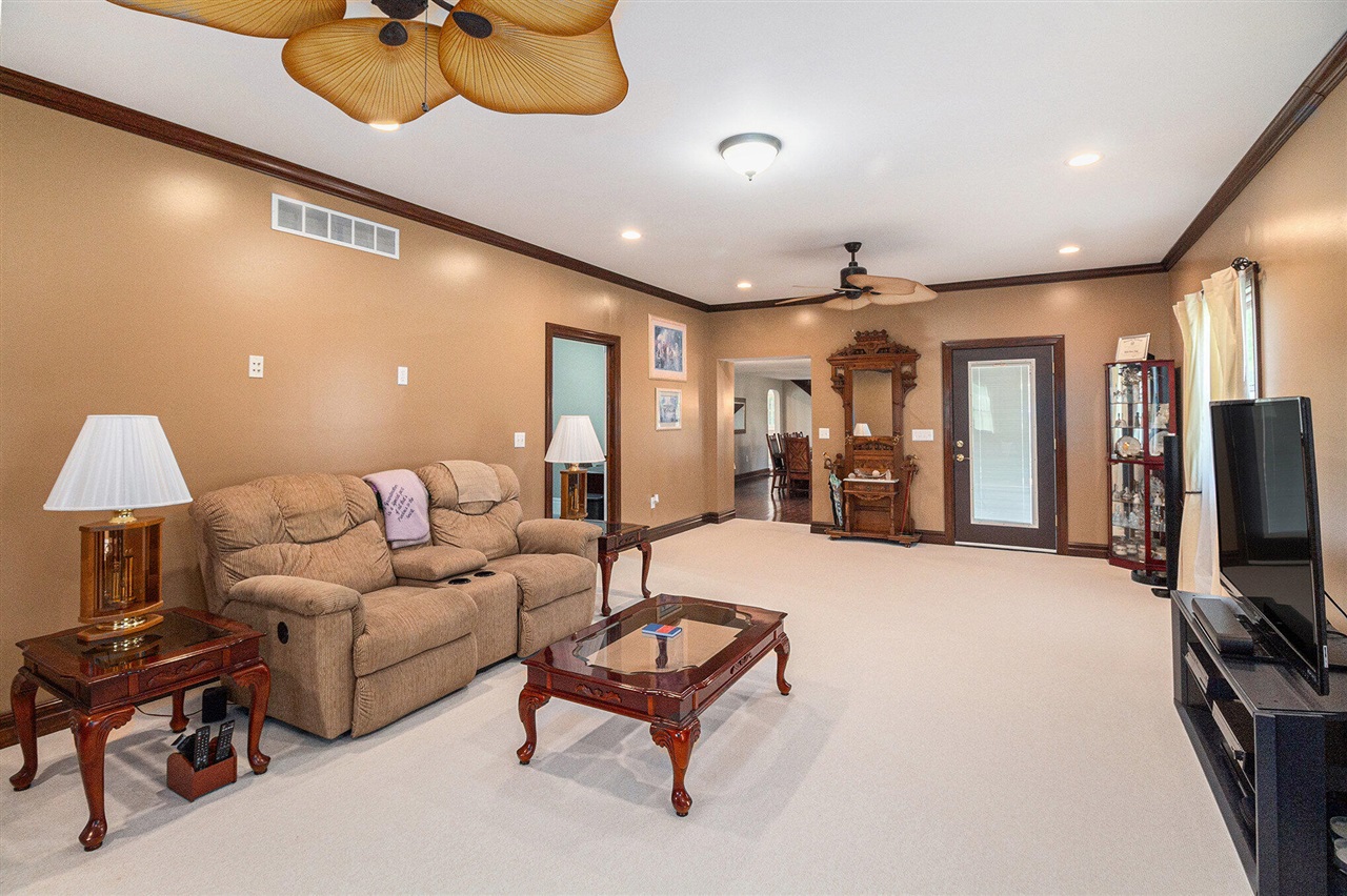 9991 Kaiser Road, Saline, MI, 48176