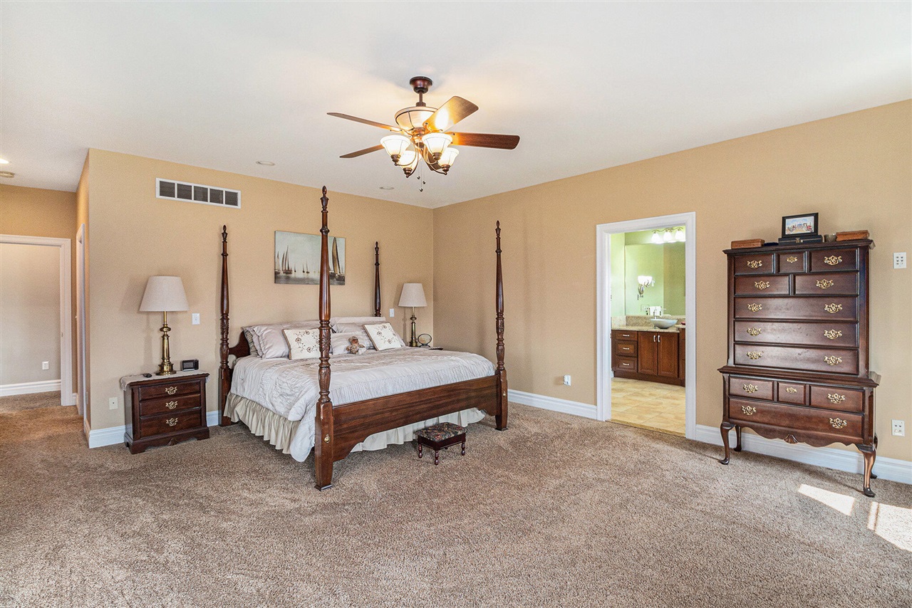 9991 Kaiser Road, Saline, MI, 48176