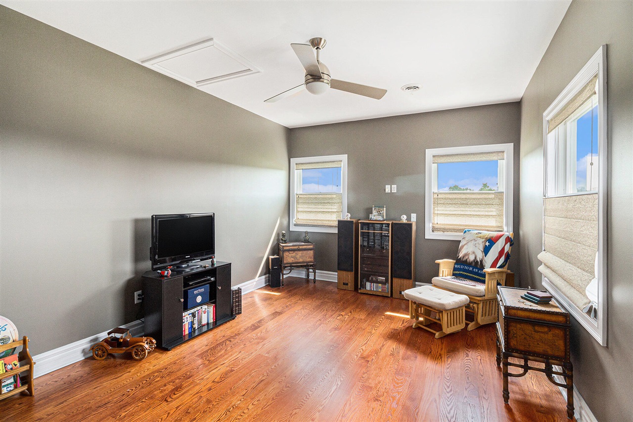 9991 Kaiser Road, Saline, MI, 48176