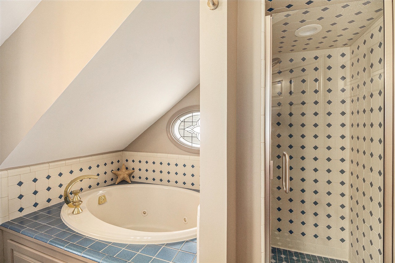 9991 Kaiser Road, Saline, MI, 48176