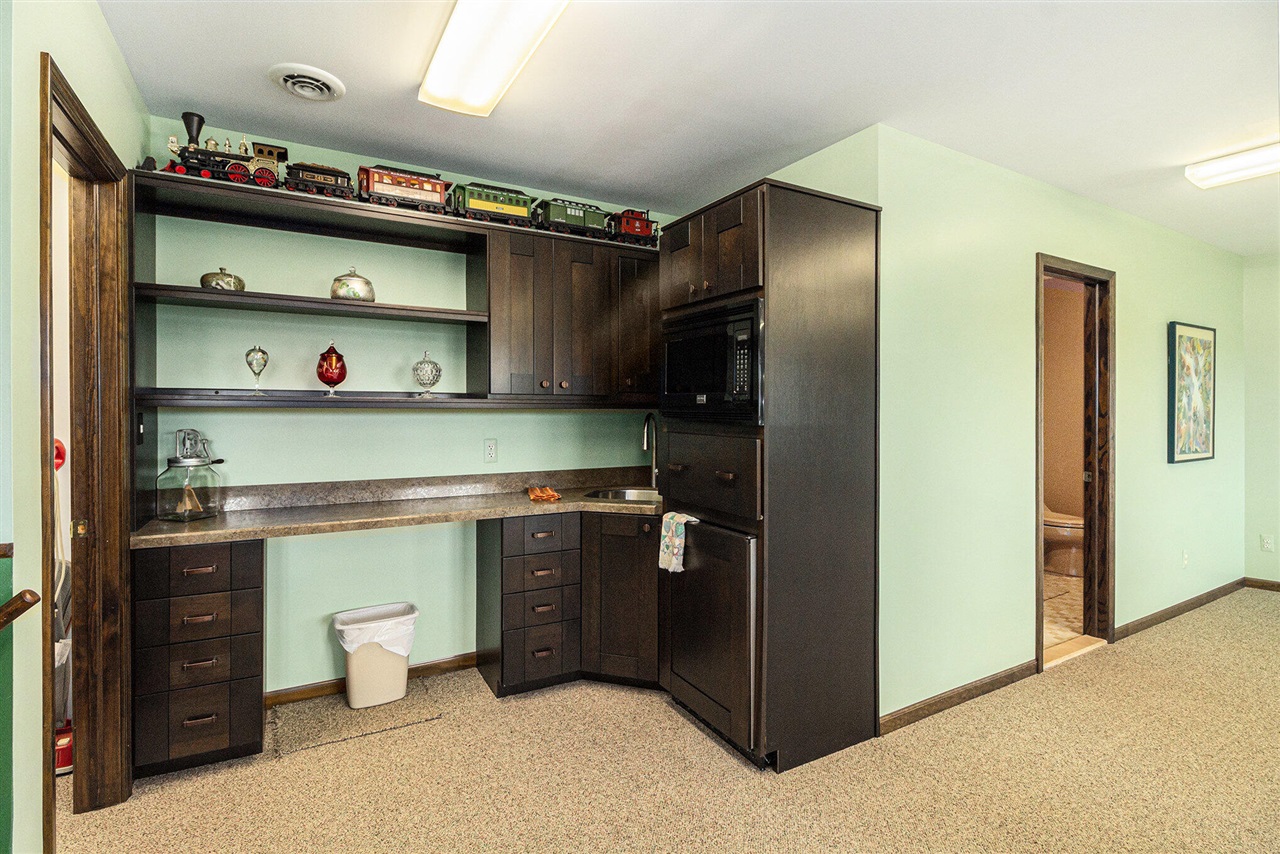 9991 Kaiser Road, Saline, MI, 48176