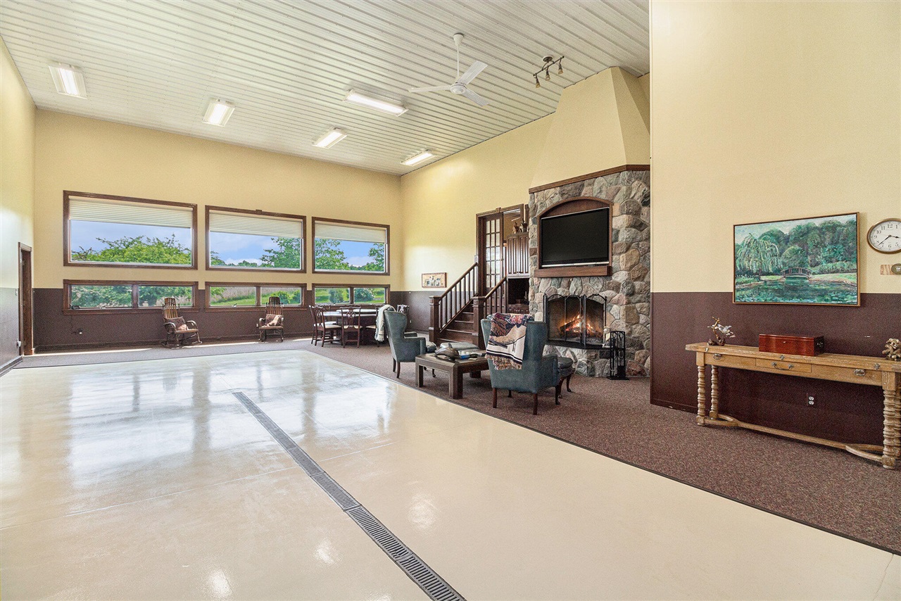 9991 Kaiser Road, Saline, MI, 48176