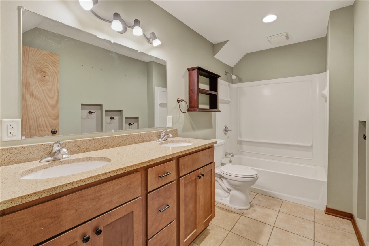 6417 Ototeman Trail, Saugatuck, MI, 49453-9417