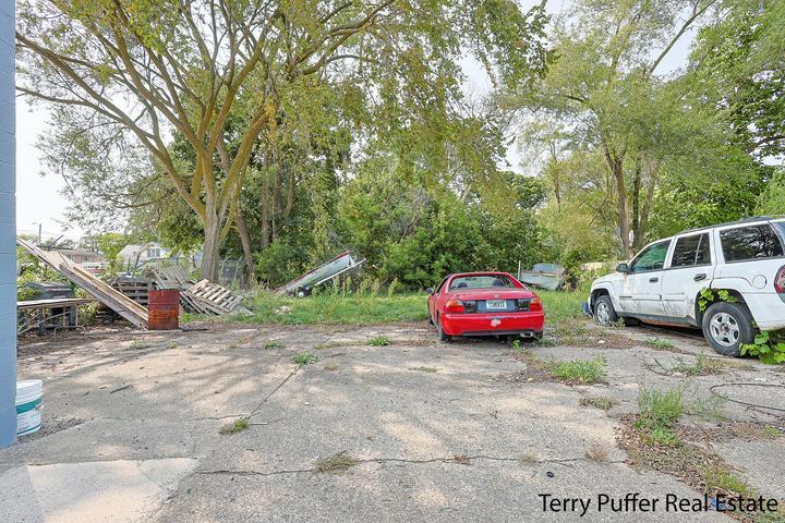 981 S Getty Street, Muskegon, MI, 49442-3649