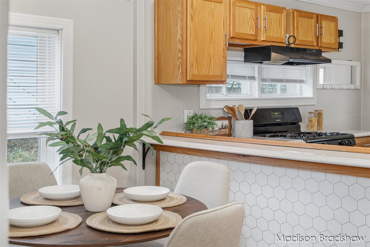 2655 Longfellow Avenue, Wyoming, MI, 49509-2010