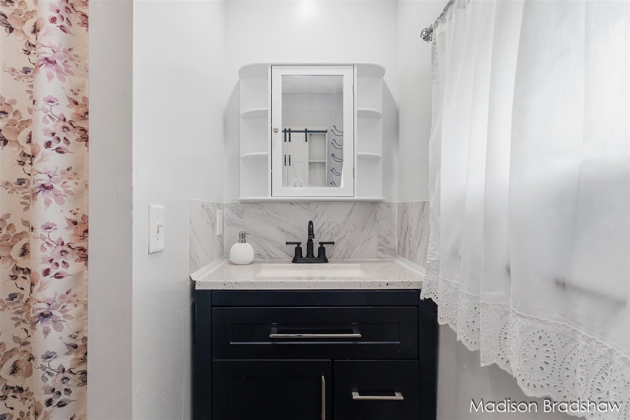 2655 Longfellow Avenue, Wyoming, MI, 49509-2010