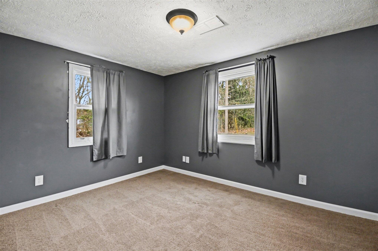 3245 138th Avenue, Hamilton, MI, 49419-9555