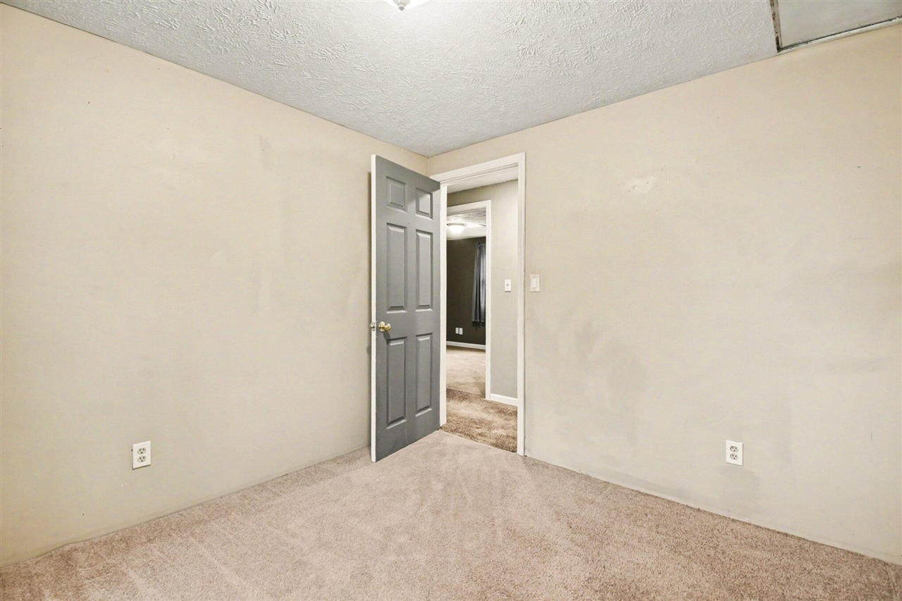 3245 138th Avenue, Hamilton, MI, 49419-9555