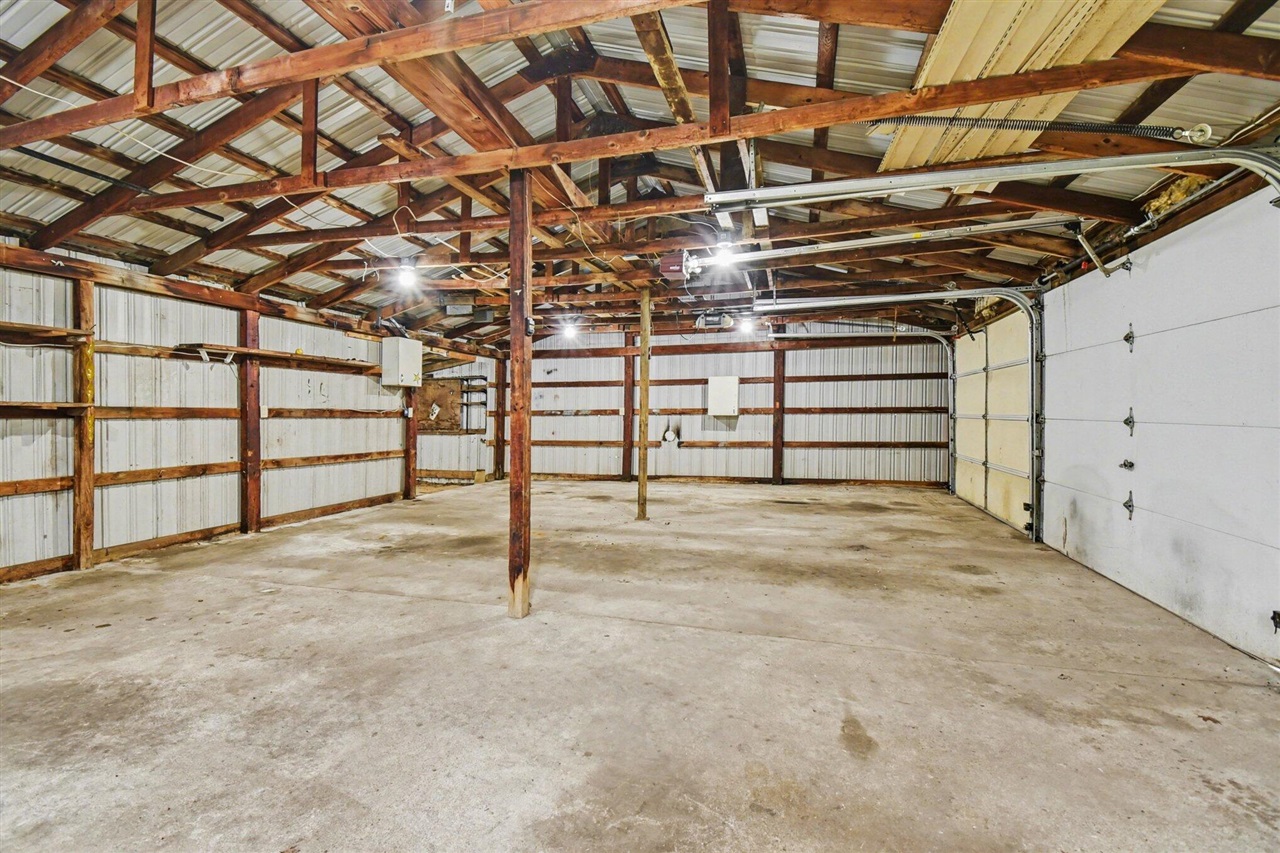 3245 138th Avenue, Hamilton, MI, 49419-9555