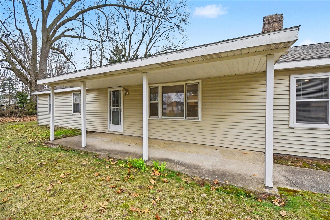 3245 138th Avenue, Hamilton, MI, 49419-9555