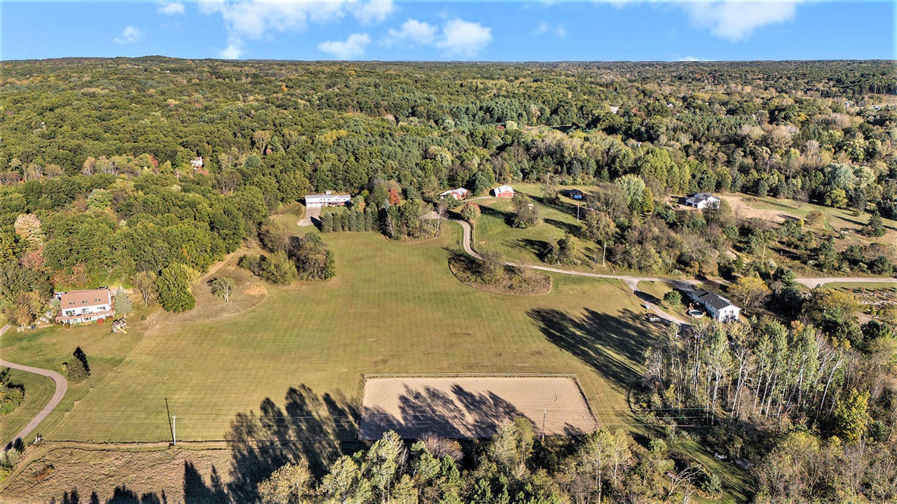 6211 Cannonsburg Road, Belmont, MI, 49306