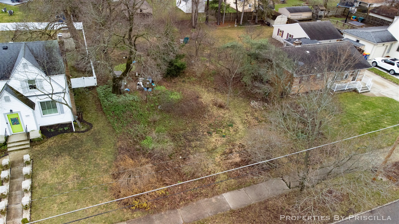 938 Northwood Street, Grand Rapids, MI, 49505-3702