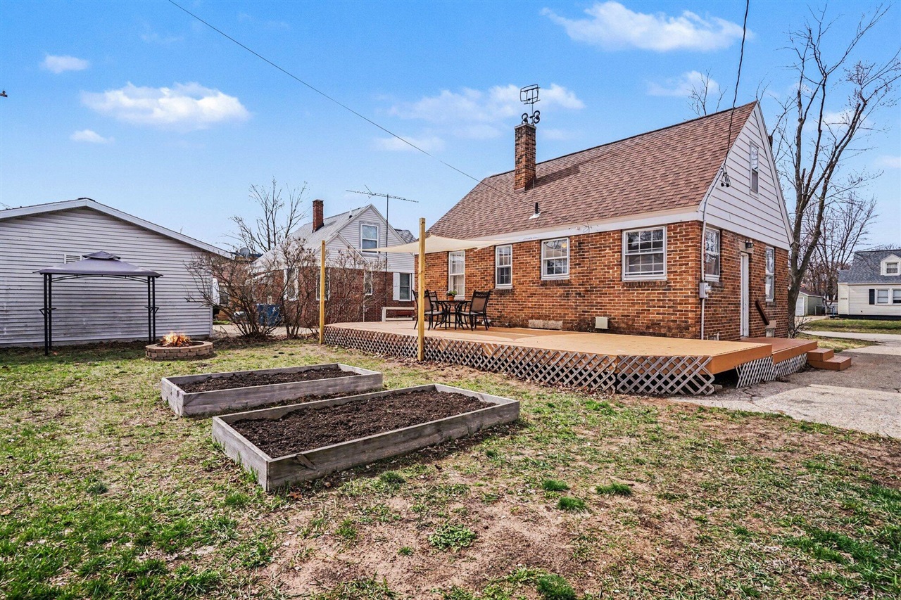 3008 Dawes Road, Muskegon, MI, 49441-3840