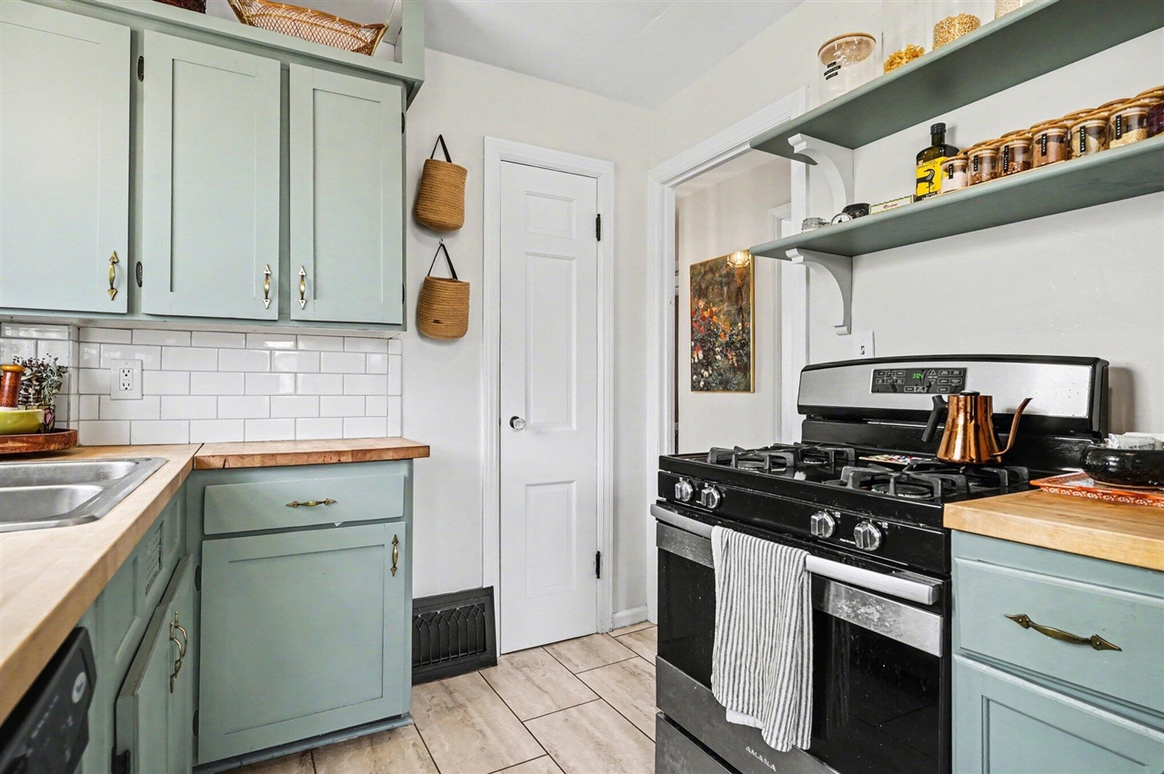 3008 Dawes Road, Muskegon, MI, 49441-3840