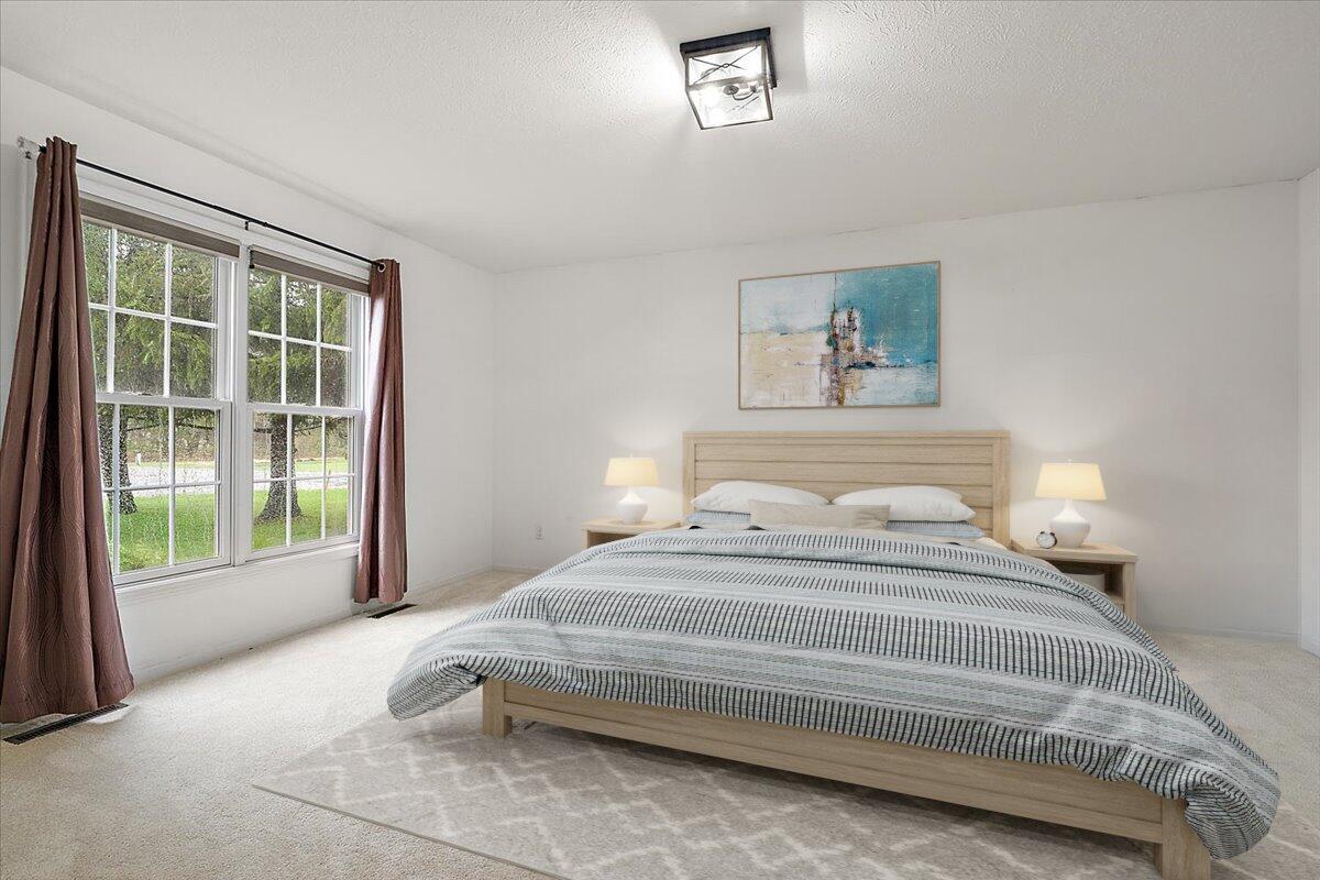 1701 J W Way, Saint Joseph, MI, 49085-9648