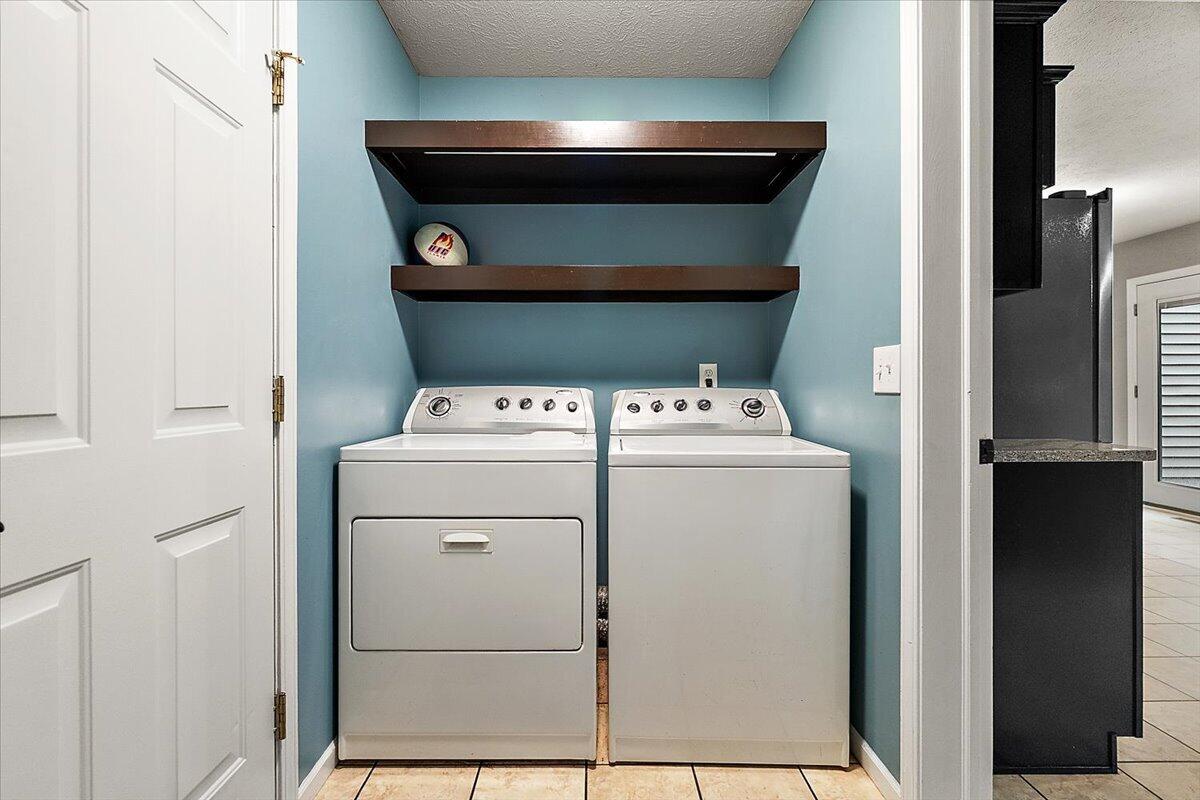 1701 J W Way, Saint Joseph, MI, 49085-9648