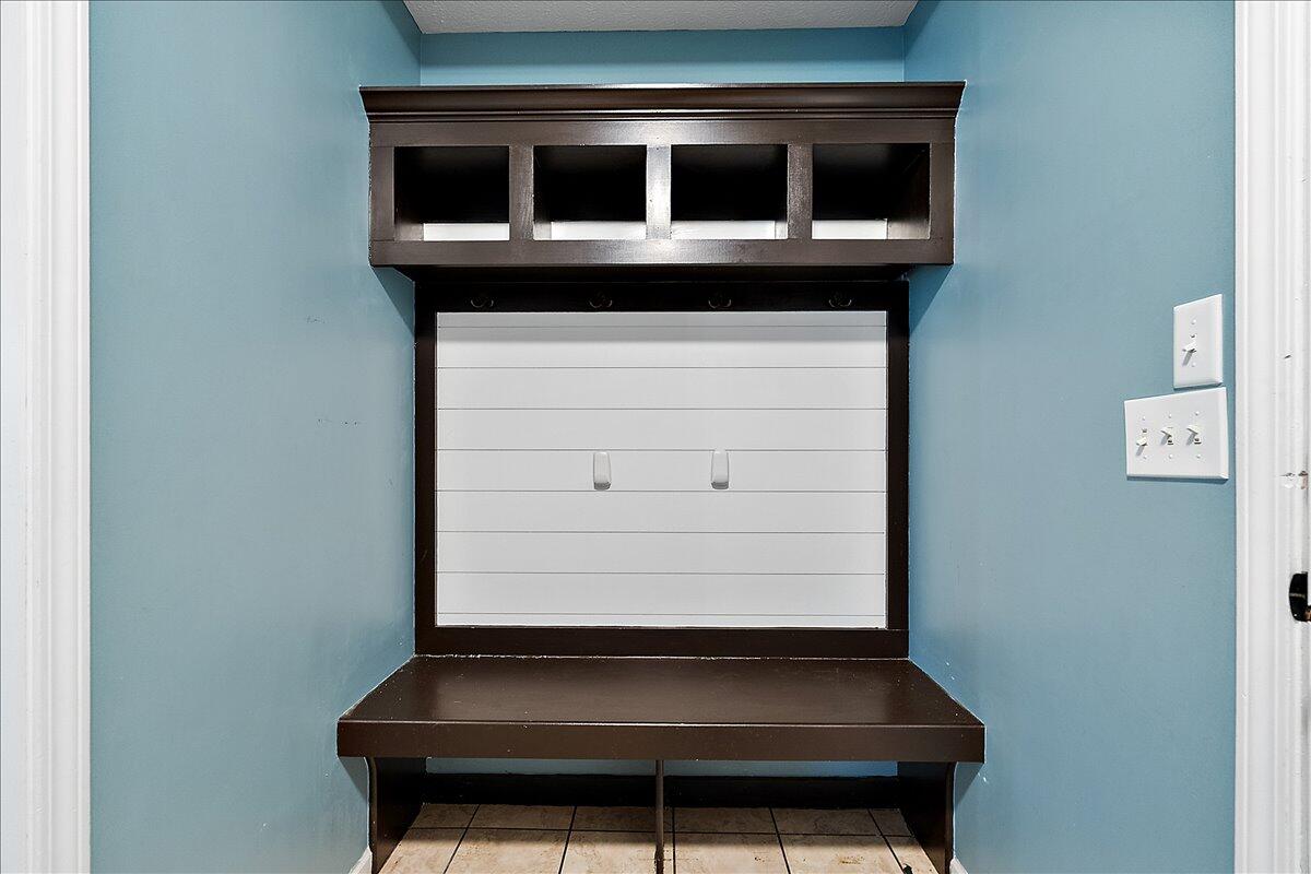 1701 J W Way, Saint Joseph, MI, 49085-9648