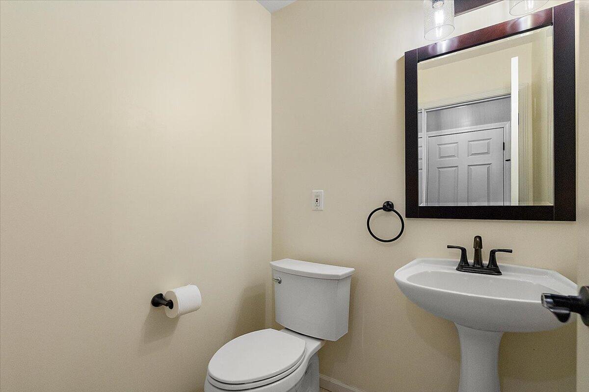 1701 J W Way, Saint Joseph, MI, 49085-9648