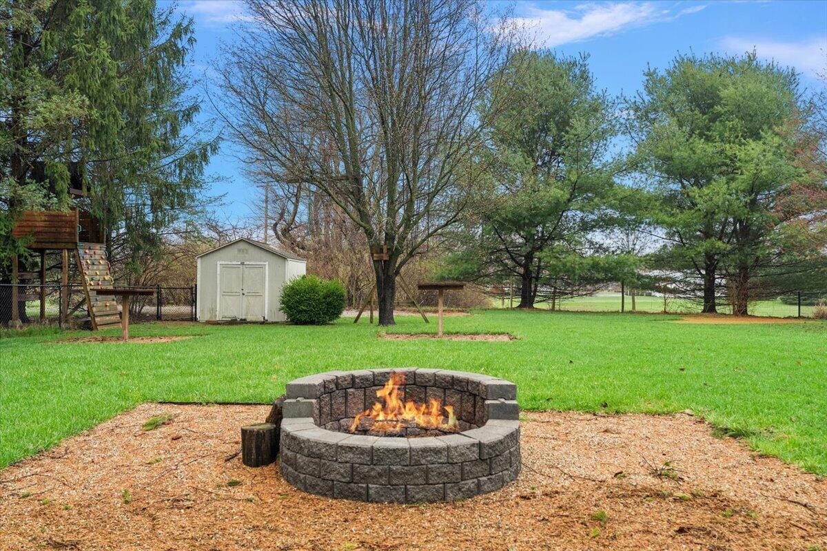 1701 J W Way, Saint Joseph, MI, 49085-9648