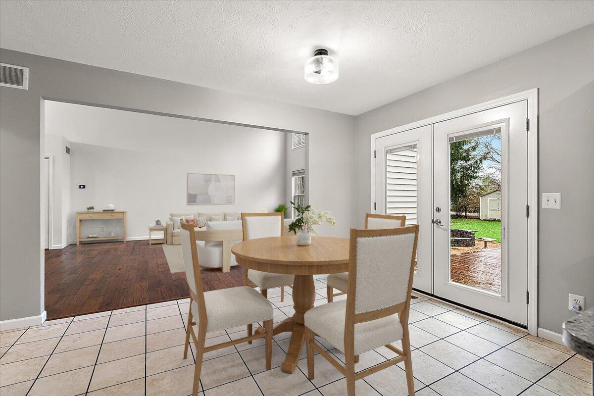 1701 J W Way, Saint Joseph, MI, 49085-9648