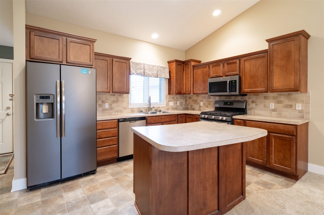 7105 Baltic Drive, Byron Center, MI, 49315-8090