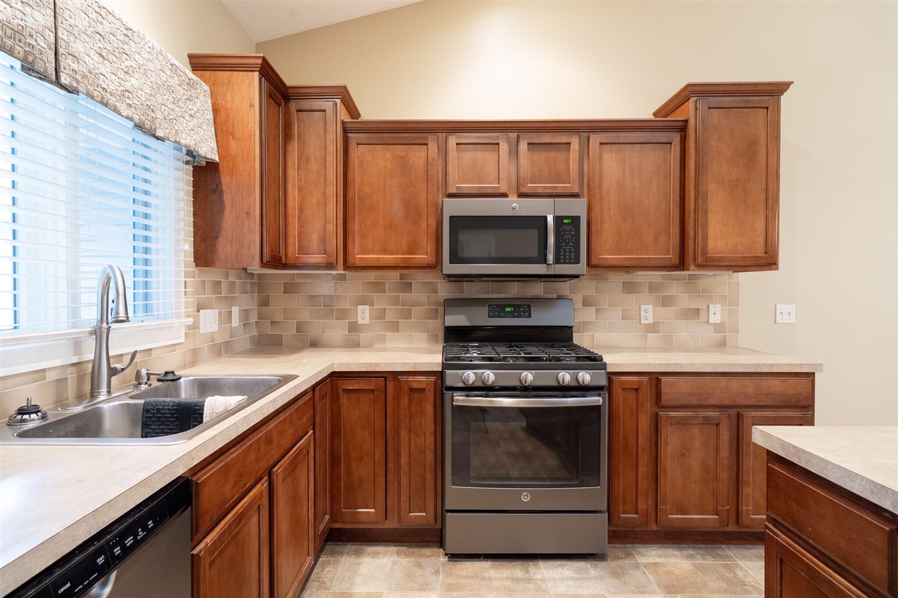 7105 Baltic Drive, Byron Center, MI, 49315-8090