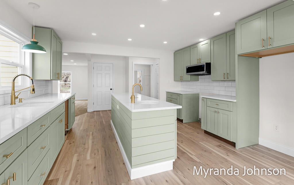 14661 Mercury Drive, Grand Haven, MI, 49417